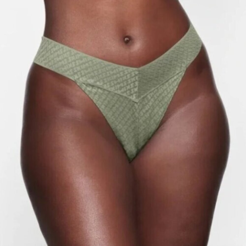 SKIMS NWT Logo Mesh Cheeky Briefs- Size 2X - Picture 2 of 6